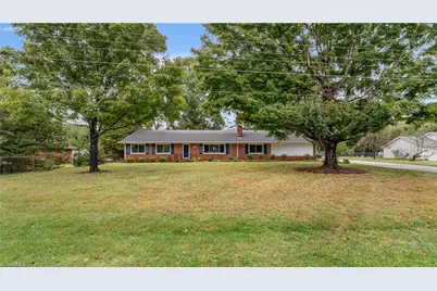 3801 Mulberry Lane, High Point, NC 27265 - Photo 46