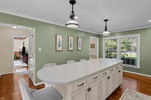 4 Horseshoe Ct, Greensboro, NC 27410 - Photo 8