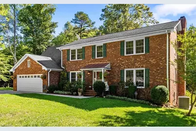 4 Horseshoe Court, Greensboro, NC 27410 - Photo 2