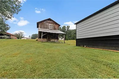147 Old McKinney Road, Mount Airy, NC 27030 - Photo 20