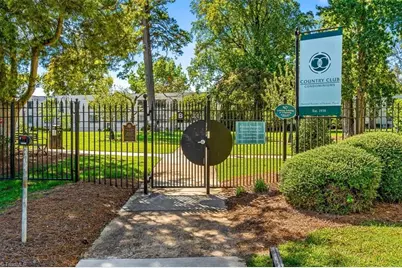 1700 N Elm Street #I1, Greensboro, NC 27408 - Photo 22