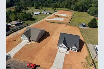 5166 Paramount Road #1061, Pfafftown, NC 27040 - Photo 2