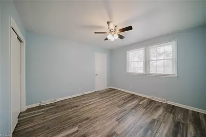 2102 Bothwell Street, Greensboro, NC 27401 - Photo 10