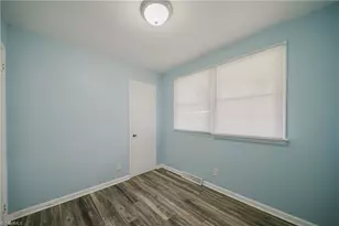 2102 Bothwell St, Greensboro, NC 27401 - Photo 6