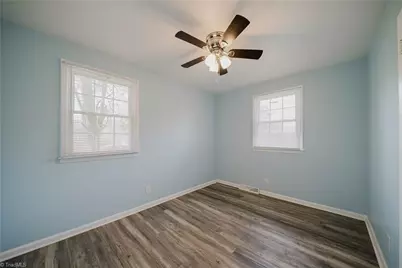2102 Bothwell Street, Greensboro, NC 27401 - Photo 8