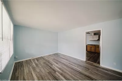 2102 Bothwell Street, Greensboro, NC 27401 - Photo 28