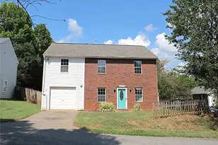 701 Pilgrim Ford Ct, Clemmons, NC 27012 - Photo 1