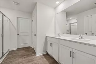 135 Carriage Cv Cir, Mocksville, NC 27028 - Photo 6