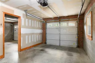 182 Crowfoot Ct, Lexington, NC 27295 - Photo 32