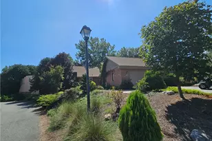 105 Willowbrook Pl, Bermuda Run, NC 27006 - Photo 2