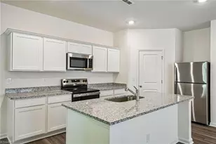 879 Hanford Lndg Dr, Graham, NC 27253 - Photo 12