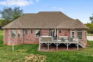 5910 Beckenham Way, Oak Ridge, NC 27310 - Photo 24