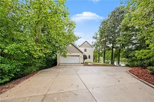 424 Mountain Hbr Dr, Lexington, NC 27292 - Photo 24