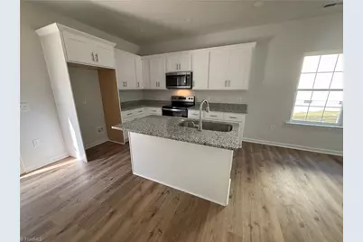 4033 Shamel Street, Winston-Salem, NC 27105 - Photo 8