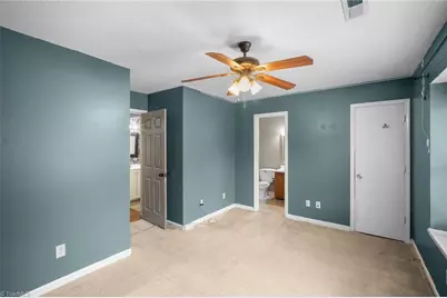 609 Forest Brook Drive, Greensboro, NC 27406 - Photo 12
