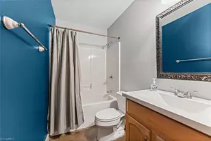 105 Meadowcrest Ct, Clemmons, NC 27012 - Photo 36