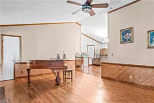 6875 Vance Rd, Kernersville, NC 27284 - Photo 10