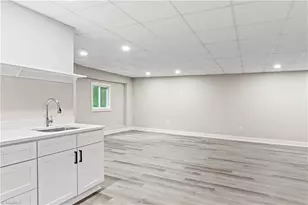 6875 Vance Rd, Kernersville, NC 27284 - Photo 28