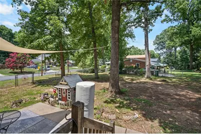1001 Oakview Road, High Point, NC 27265 - Photo 36