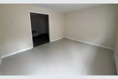 315 Florida Street #D, Greensboro, NC 27406 - Photo 6
