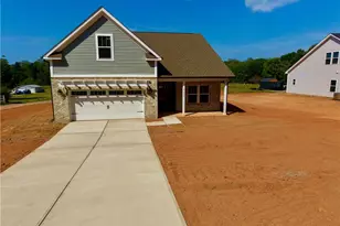 5158 Paramount Rd, Pfafftown, NC 27040 - Photo 1