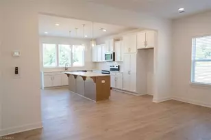 5158 Paramount Rd, Pfafftown, NC 27040 - Photo 4