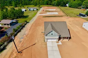 5158 Paramount Rd, Pfafftown, NC 27040 - Photo 2