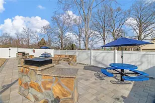 105 Dahl St, Madison, NC 27025 - Photo 34