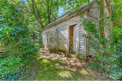 227 Asheboro Street, Liberty, NC 27298 - Photo 22