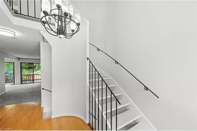 204 Lamplighter Circle, Winston-Salem, NC 27104 - Photo 6