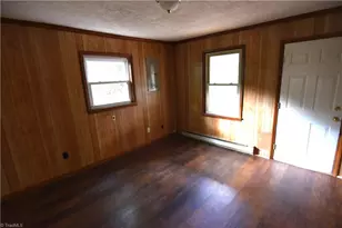 730 Alexander St, Winston-Salem, NC 27127 - Photo 6