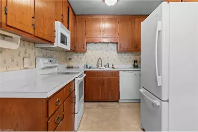 1402 Clegg Street, Greensboro, NC 27407 - Photo 8