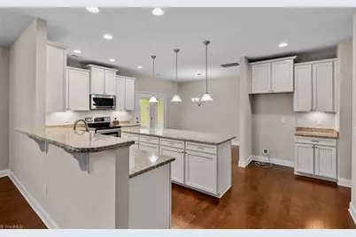 3694 Vestavia Drive, Kernersville, NC 27284 - Photo 6
