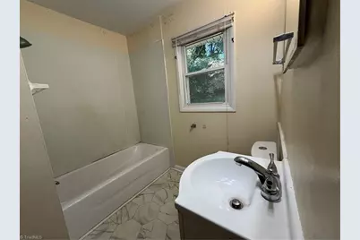 1318 Argonne Boulevard, Winston-Salem, NC 27107 - Photo 6