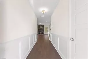 2962 Flat Rock Dr, Winston-Salem, NC 27127 - Photo 4