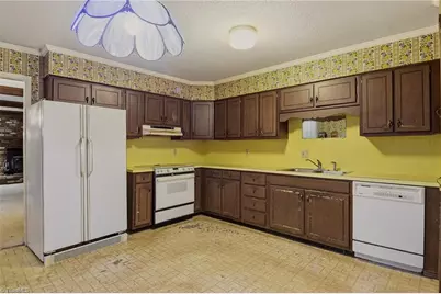 1875 Mallard Lakes Drive, Winston-Salem, NC 27106 - Photo 14