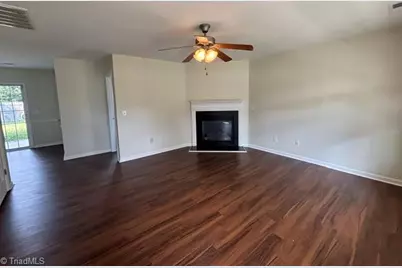4427 Parkcrest Circle, Kernersville, NC 27284 - Photo 6