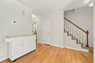 4984 Chrisfield Ln, Winston-Salem, NC 27104 - Photo 10