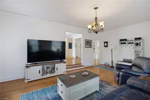 925 Seymour Ct, Eden, NC 27288 - Photo 8
