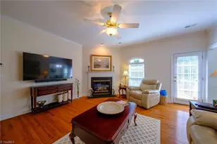 1312 Whitworth Ct, Kernersville, NC 27284 - Photo 10