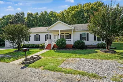 1706 Whites Mill Road, High Point, NC 27265 - Photo 2