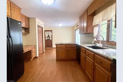 1121 Old Greensboro Road, Thomasville, NC 27360 - Photo 24