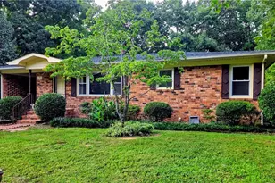 171 Idlewild Dr, Randleman, NC 27317 - Photo 2