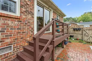 1609 Regency Dr, Burlington, NC 27215 - Photo 6