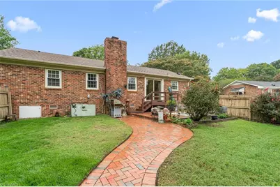 1609 Regency Drive, Burlington, NC 27215 - Photo 8