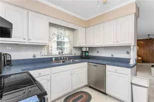 1609 Regency Dr, Burlington, NC 27215 - Photo 20
