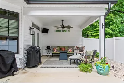 660 Corregidor Street, Mebane, NC 27302 - Photo 28