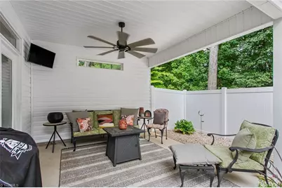 660 Corregidor Street, Mebane, NC 27302 - Photo 30