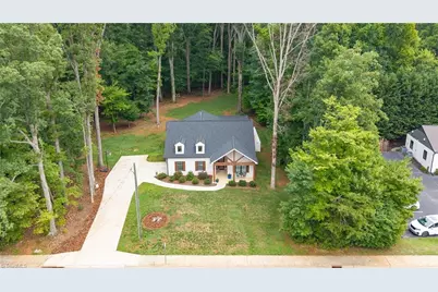 660 Corregidor Street, Mebane, NC 27302 - Photo 36