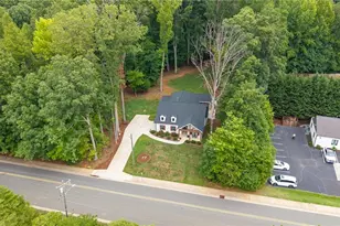 660 Corregidor St, Mebane, NC 27302 - Photo 34